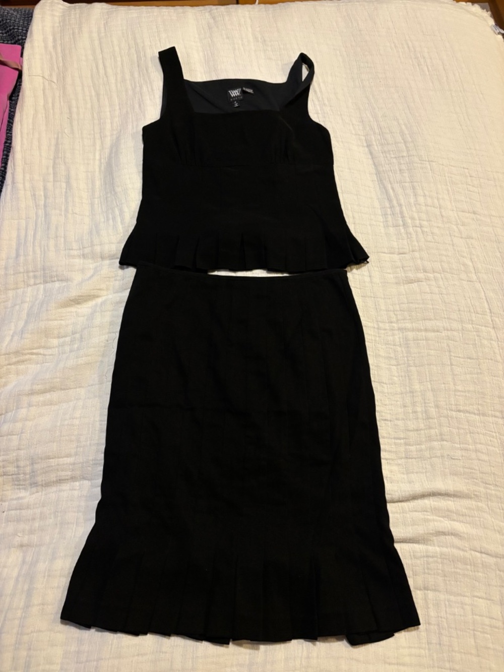 WORTH Top and Bottoms, Womans outfit Size 4